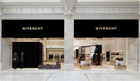 givenchy outlet online store.